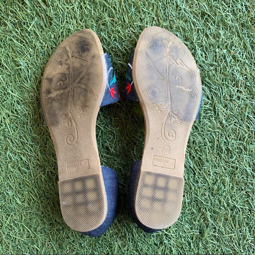 Floral Sandals - Picture 2 of 6